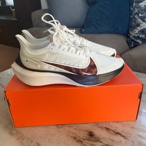 *BRAND NEW* Nike Zoom Gravity